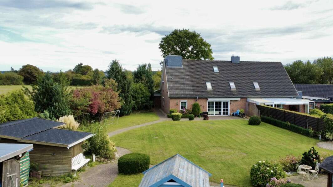 Thumbnail-Haus zum Kaufen in Stolpe 399.000,00 € 182.39 m²