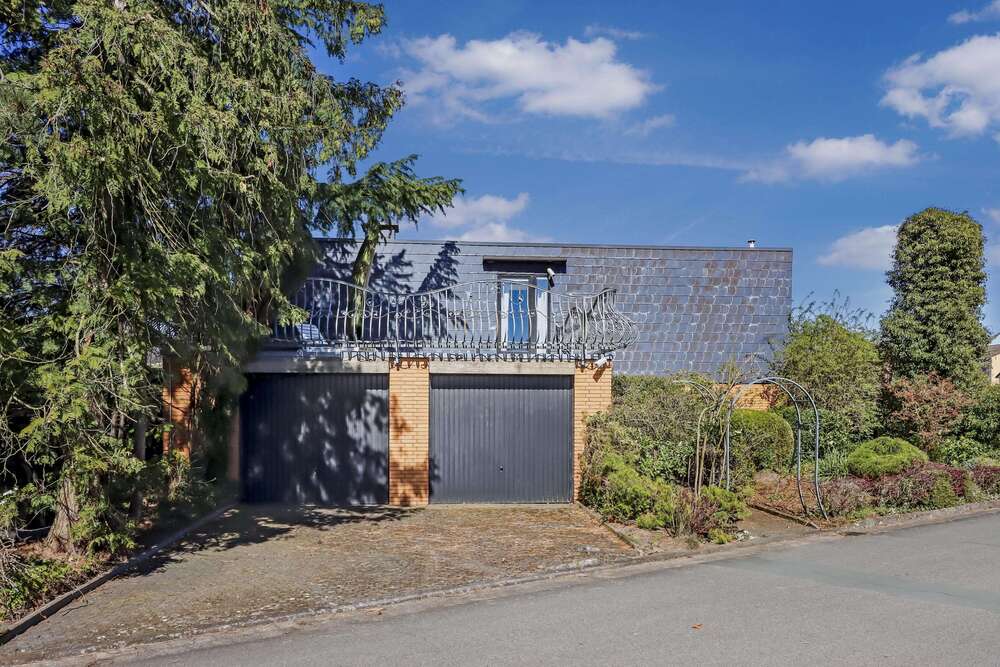 Thumbnail-Haus zum Kaufen in Detmold 275.000,00 € 156 m²