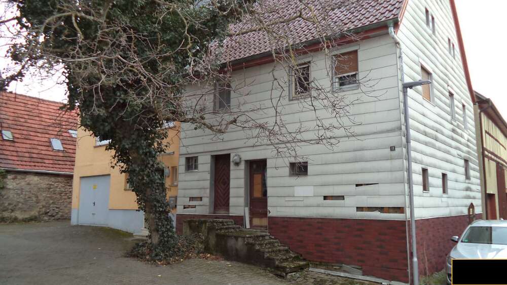 Thumbnail-Haus zum Kaufen in Weissach 399.000,00 € 225 m²