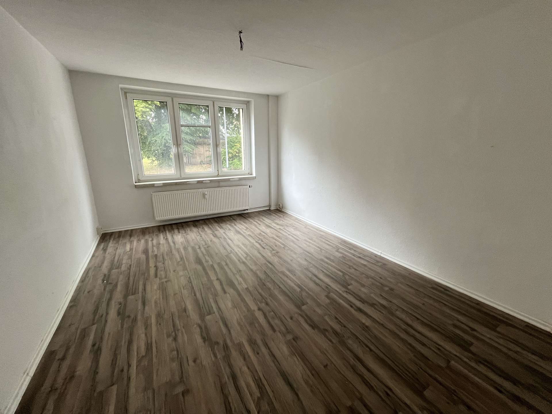 Thumbnail-Wohnung zum Mieten in Hainichen 140,64 € 24 m²