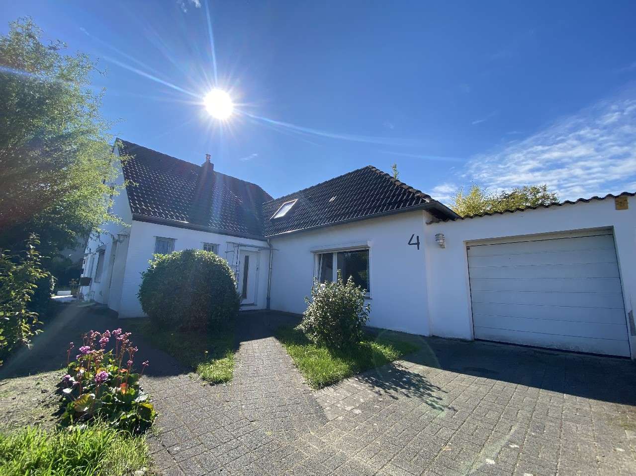 Thumbnail-Haus zum Kaufen in Düsseldorf 549.000,00 € 112.45 m²