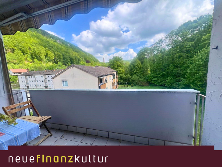 Thumbnail-Wohnung zum Kaufen in Bad Urach 200.000,00 € 91.22 m²