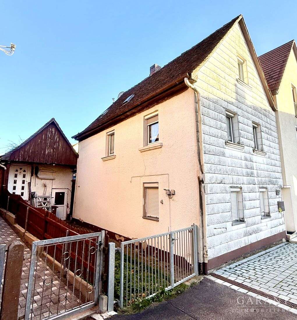 Thumbnail-Haus zum Kaufen in Schillingsfürst 69.000,00 € 95 m²