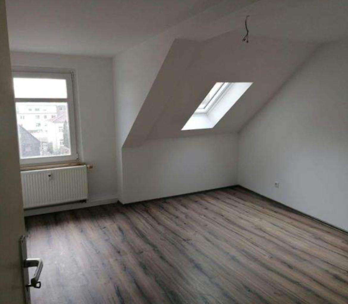 Thumbnail-Wohnung zum Mieten in Zwickau 410,00 € 71 m²