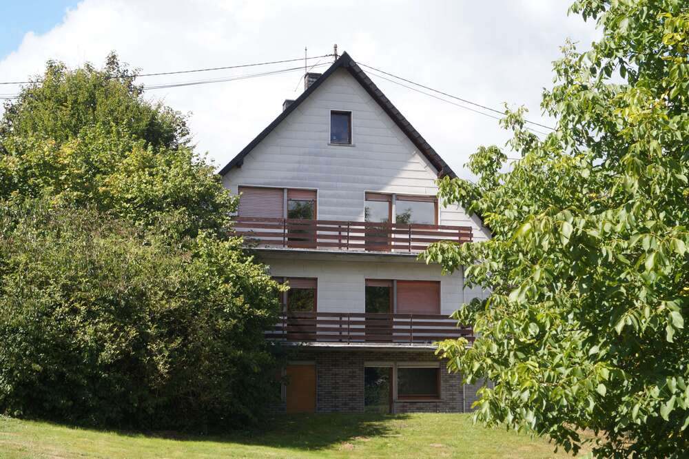 Thumbnail-Haus zum Kaufen in Oberhaid 159.000,00 € 215 m²