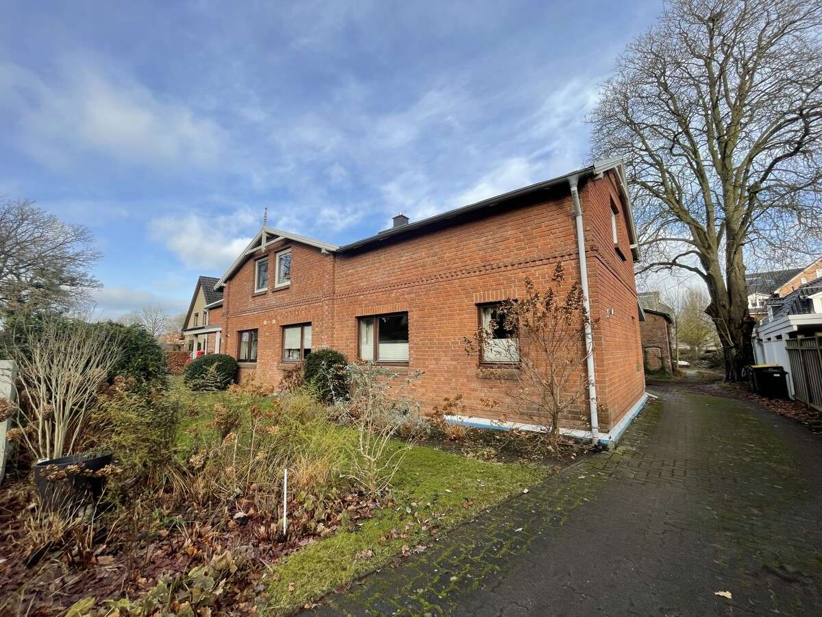 Thumbnail-Haus zum Kaufen in Klein Nordende 409.000,00 € 216 m²