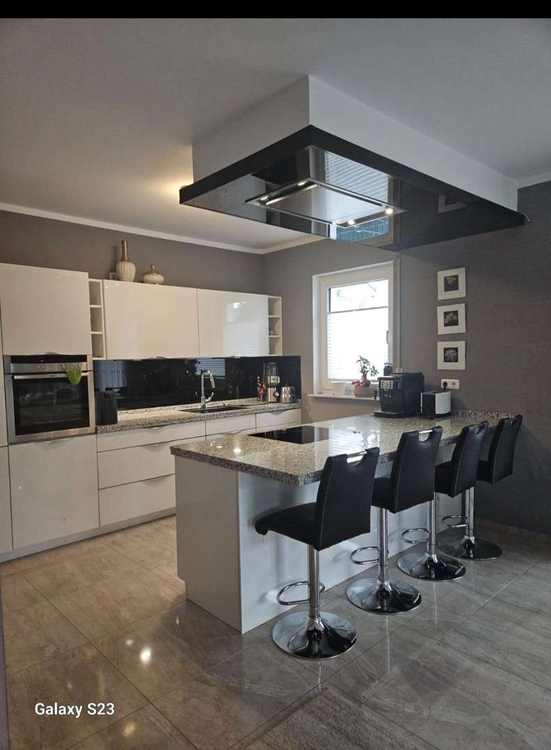 Thumbnail-Haus zum Mieten in Berlin 2.999,00 € 140 m²