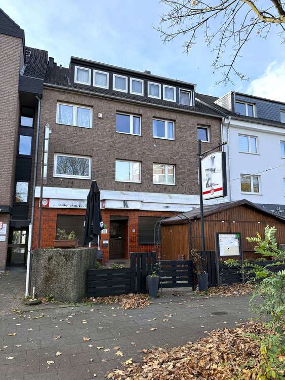 Thumbnail-Haus zum Kaufen in Köln 1.150.000,00 € 287 m²