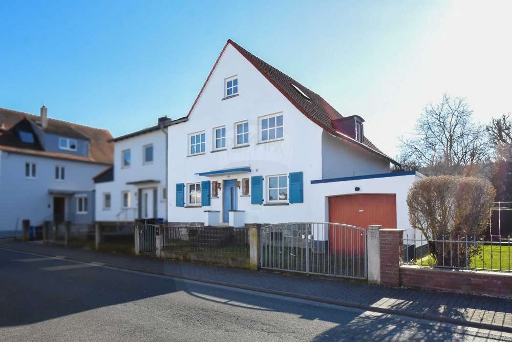 Thumbnail-Haus zum Kaufen in Bad Homburg 595.000,00 € 186 m²