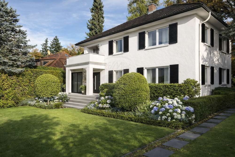 Thumbnail-Haus zum Kaufen in Bad Homburg vor der Höhe Kirdorf 2.300.000,00 € 239 m²