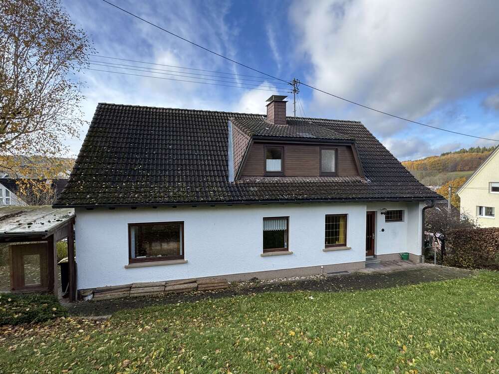 Thumbnail-Haus zum Kaufen in Hilchenbach 225.000,00 € 180.86 m²