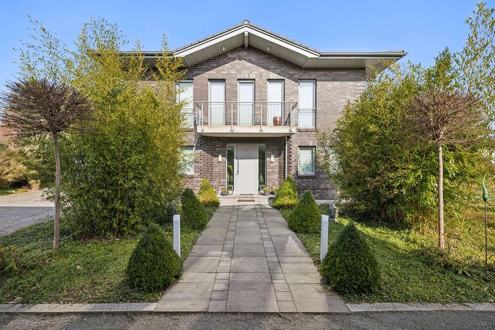 Thumbnail-Haus zum Kaufen in Hamburg 1.695.000,00 € 224 m²