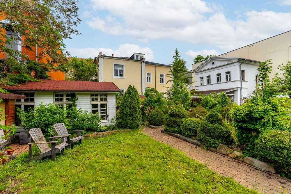 Thumbnail-Haus zum Kaufen in Dresden 1.550.000,00 € 570.16 m²