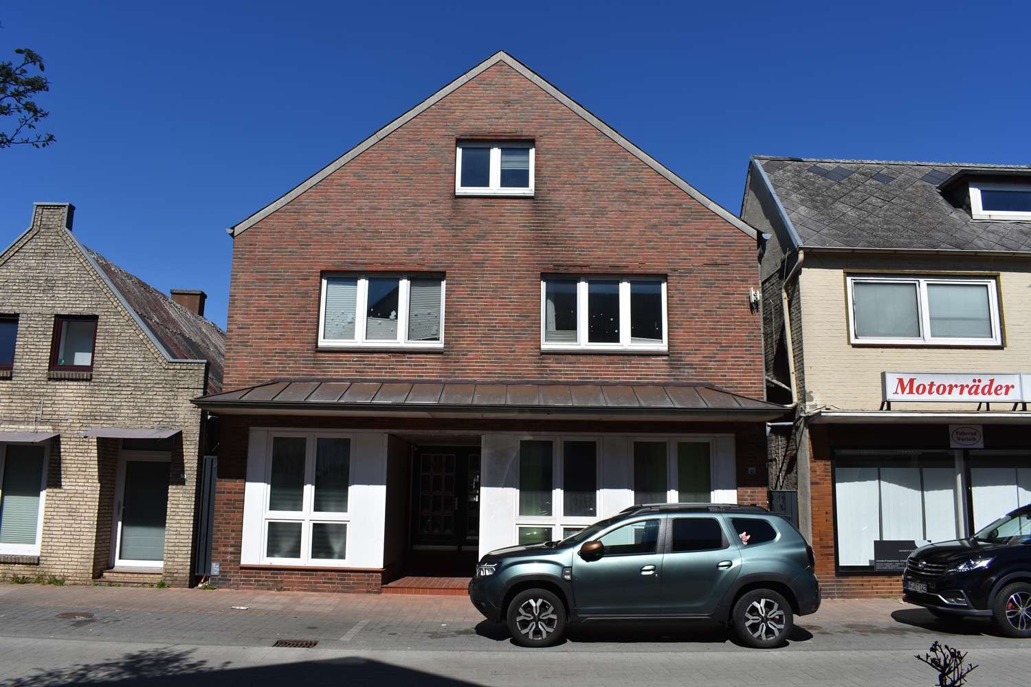 Thumbnail-Haus zum Kaufen in Bredstedt 239.000,00 € 198 m²