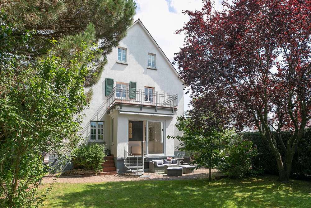 Thumbnail-Haus zum Kaufen in Langen 849.000,00 € 190 m²