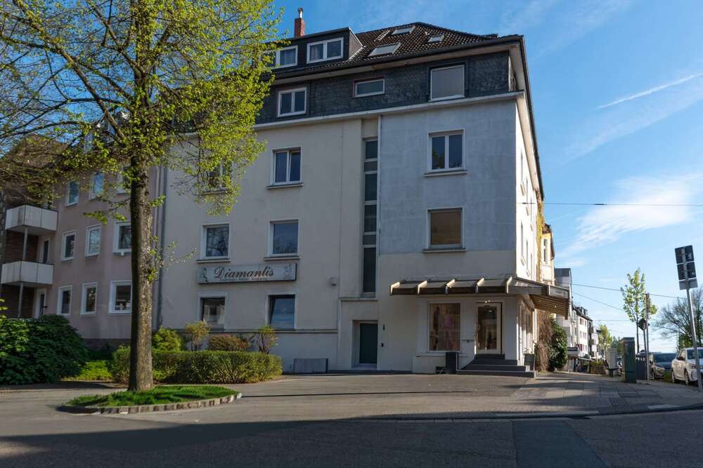 Thumbnail-Wohnung zum Kaufen in Essen Bredeney 399.000,00 € 120 m²