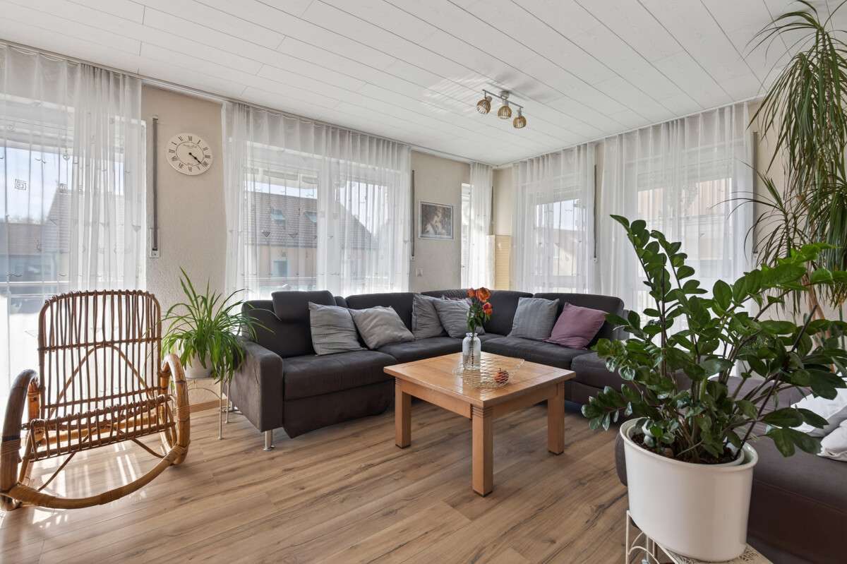 Thumbnail-Wohnung zum Kaufen in Karlsbad Spielberg 295.000,00 € 76.83 m²