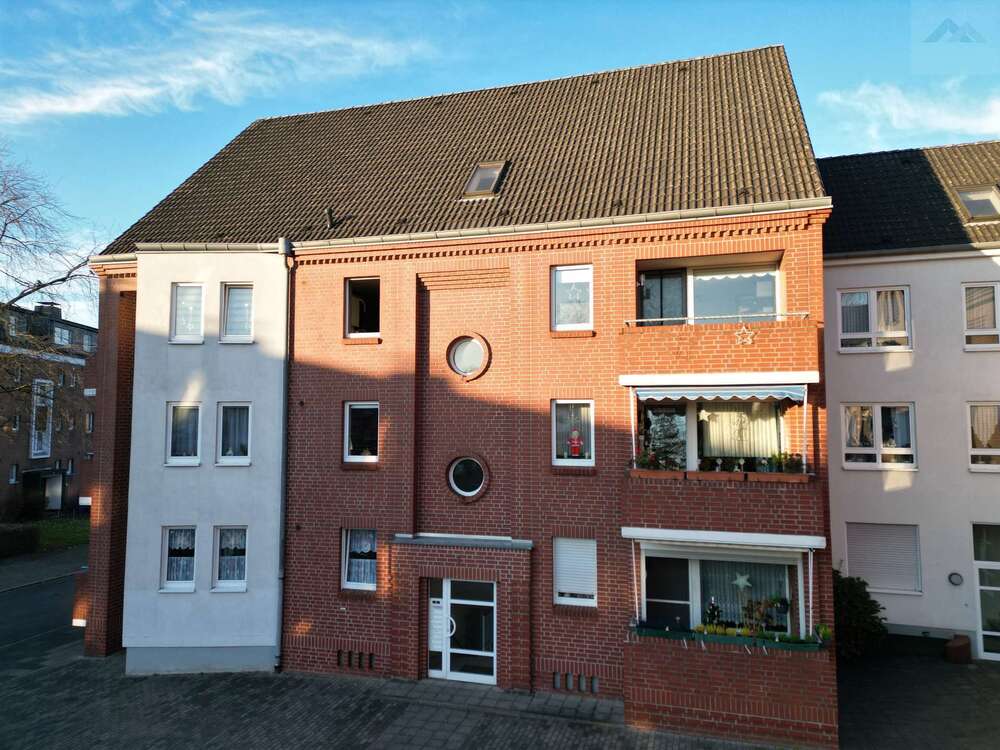 Thumbnail-Haus zum Kaufen in Krefeld 799.000,00 € 441.24 m²
