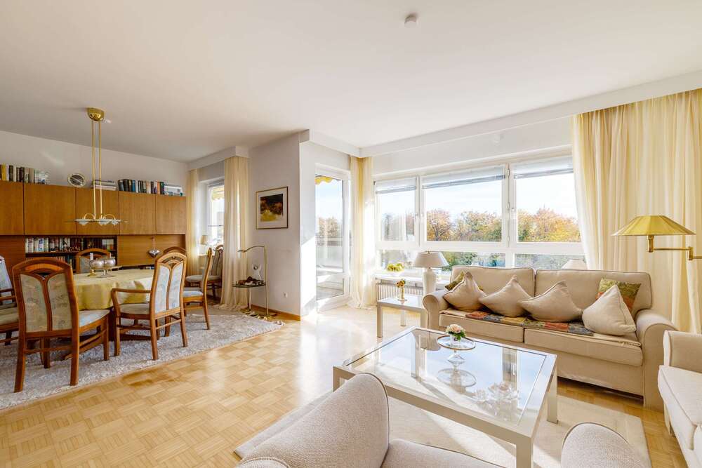 Thumbnail-Wohnung zum Kaufen in Essen 295.000,00 € 94 m²