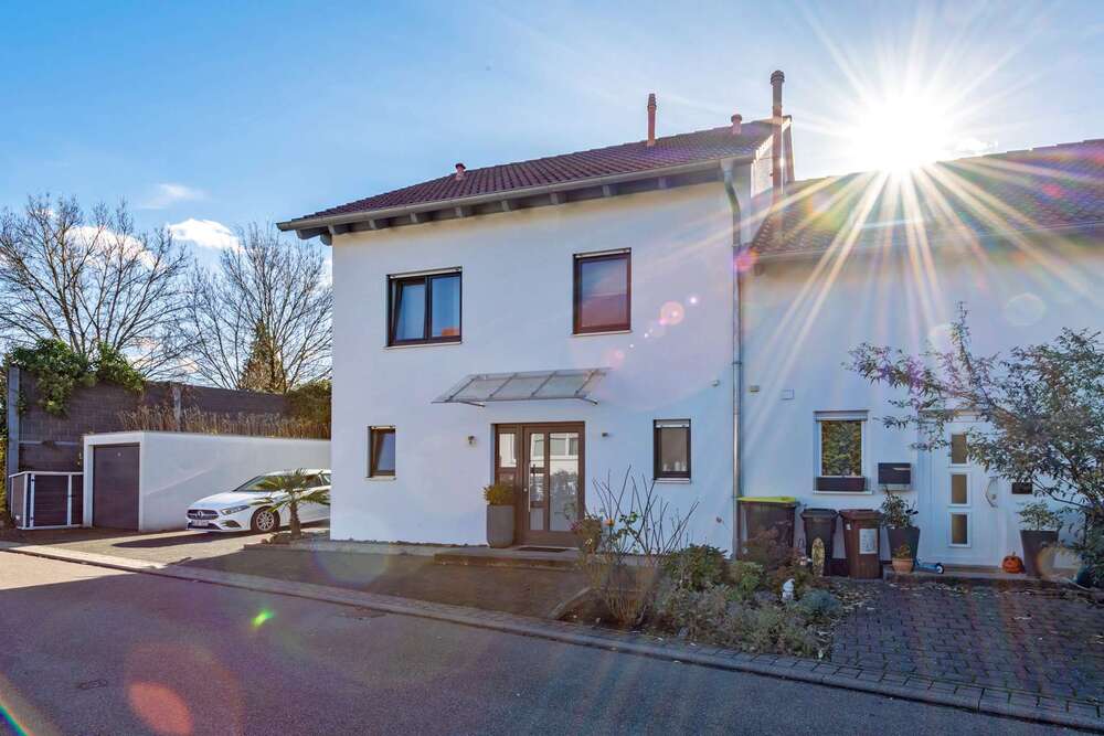Thumbnail-Haus zum Kaufen in Urbach 690.000,00 € 140 m²