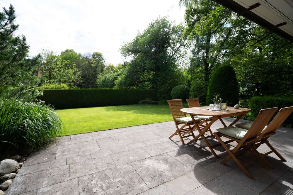 Thumbnail-Haus zum Kaufen in Oberursel 1.375.000,00 € 199 m²