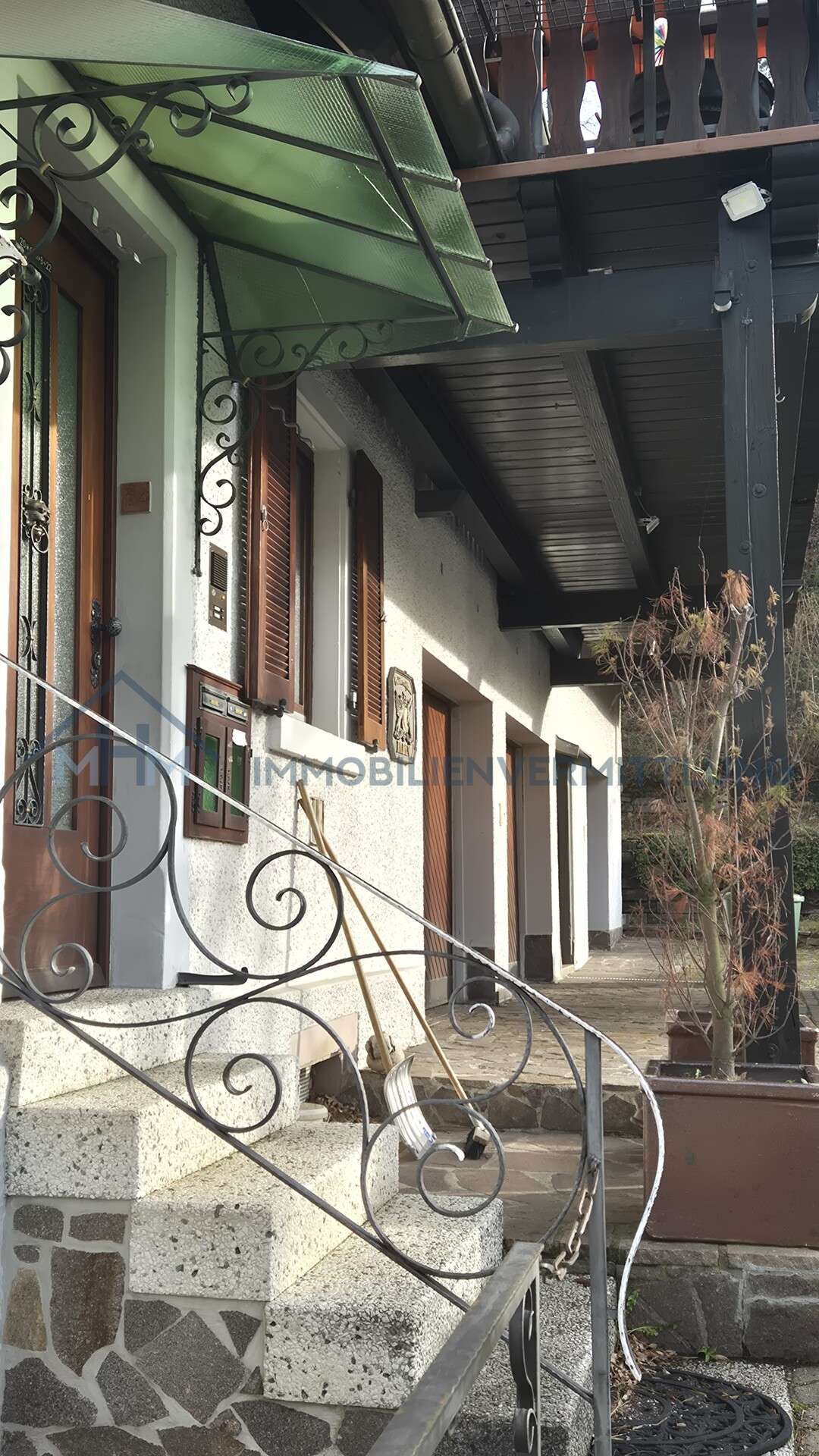 Thumbnail-Haus zum Kaufen in Baden- Baden 359.000,00 € 186 m²