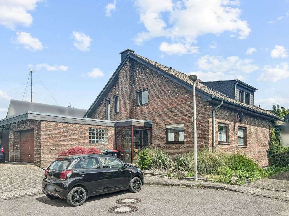 Thumbnail-Haus zum Kaufen in Aachen 649.000,00 € 170.7 m²