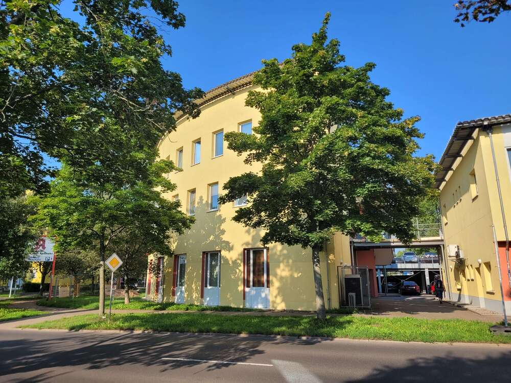 Thumbnail-Büro in Gotha 650,00 € 98 m²