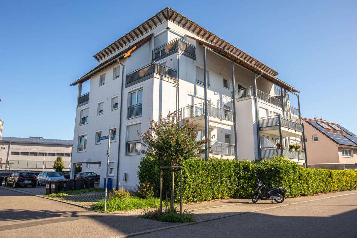 Thumbnail-Wohnung zum Kaufen in Ihringen 370.000,00 € 91.85 m²