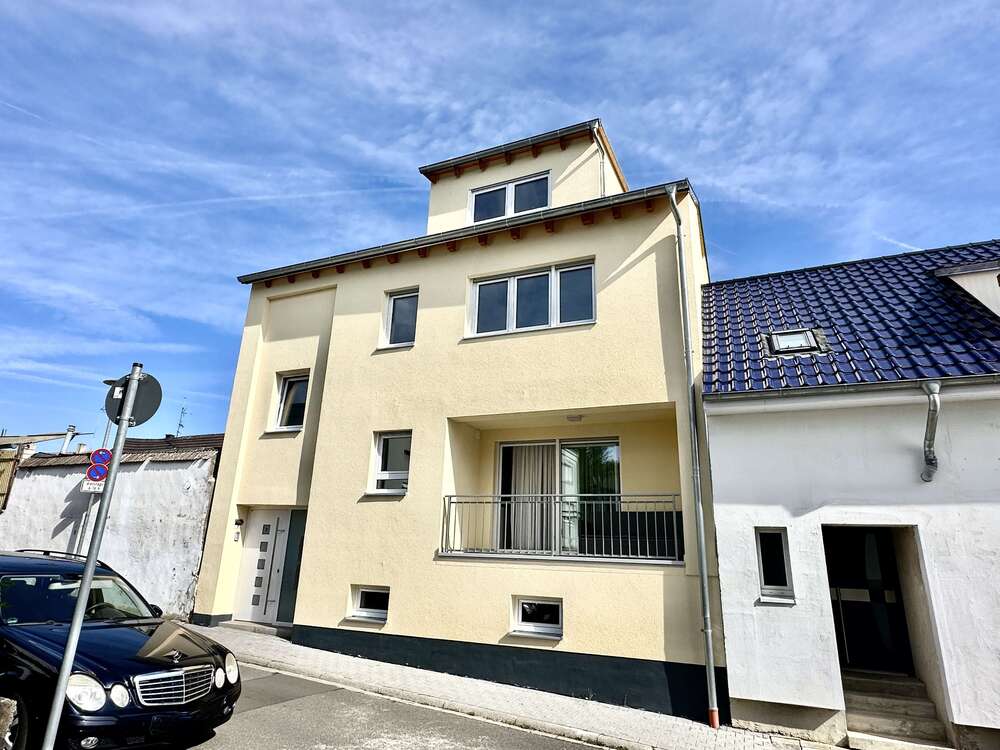 Thumbnail-Wohnung zum Kaufen in Grünstadt 295.000,00 € 71 m²