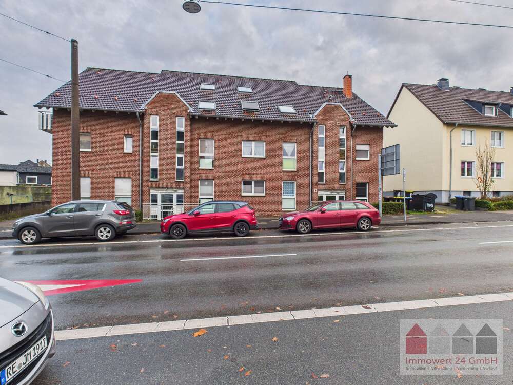 Thumbnail-Wohnung zum Kaufen in Castrop-Rauxel 189.000,00 € 74 m²