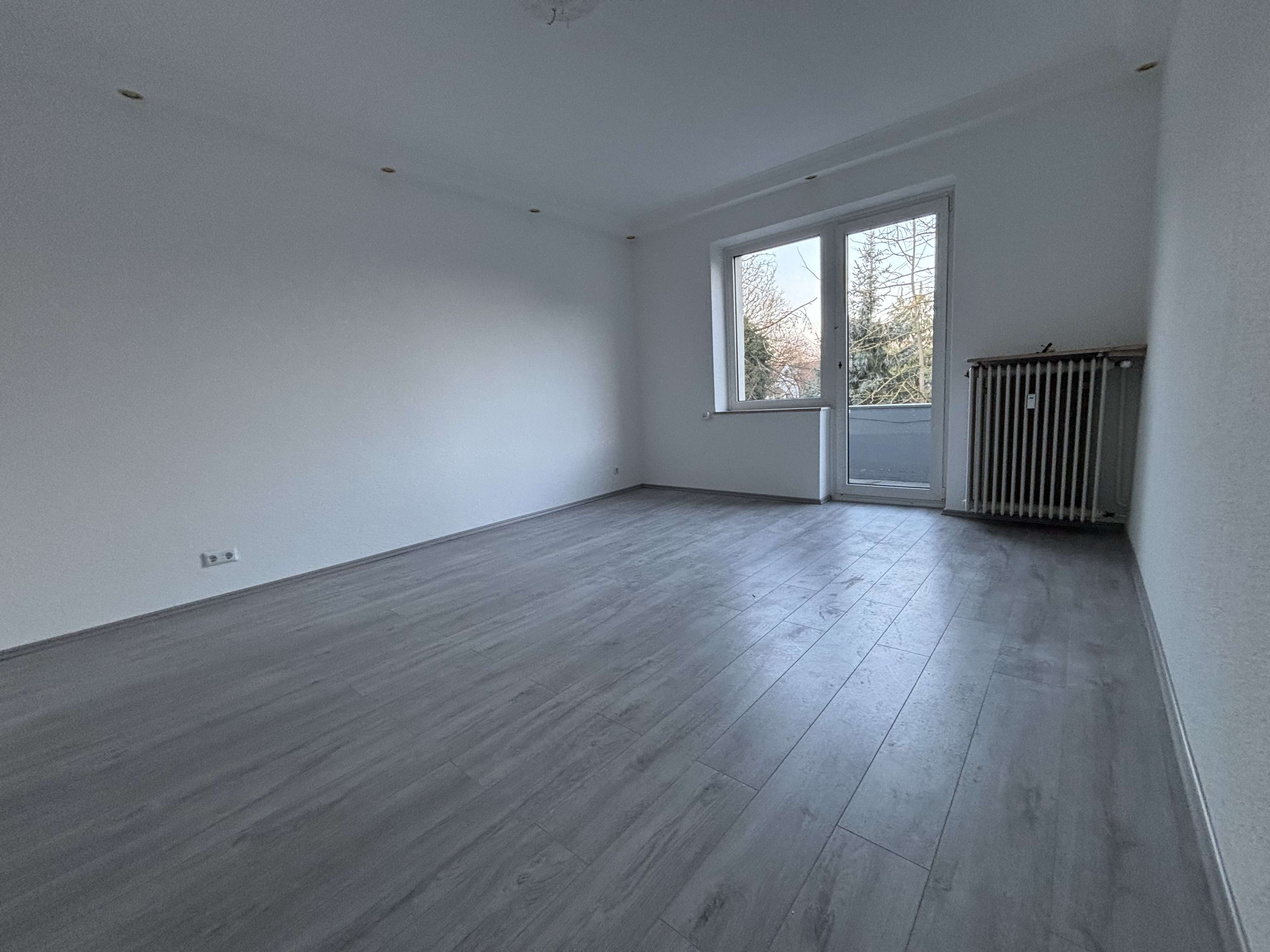 Thumbnail-Wohnung zum Kaufen in Duisburg 46.900,00 € 67 m²