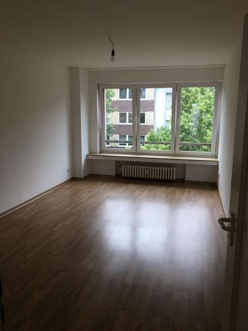 Thumbnail-Wohnung zum Kaufen in Düsseldorf 169.500,00 € 35 m²