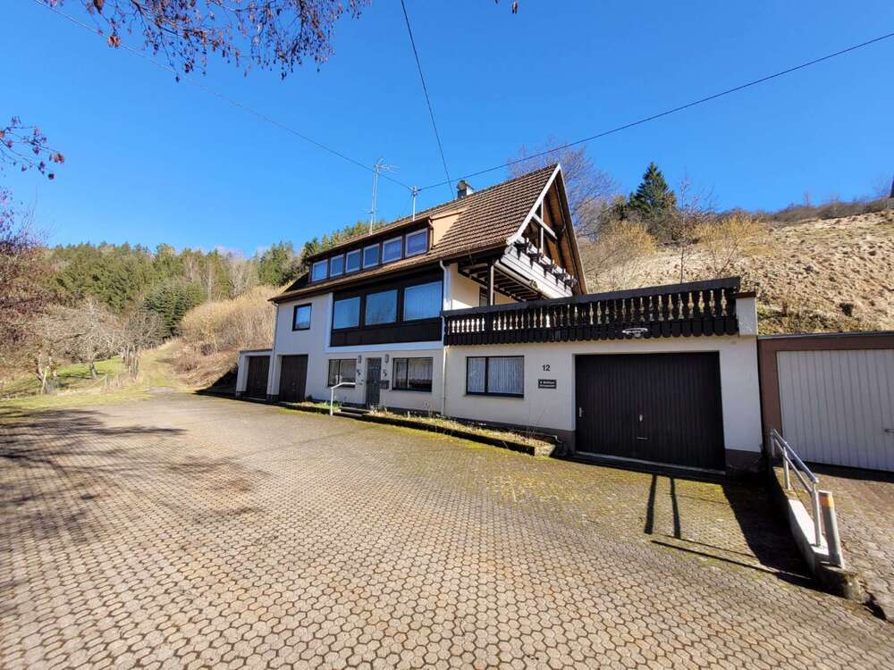 Thumbnail-Haus zum Kaufen in Lossburg 259.000,00 € 170 m²