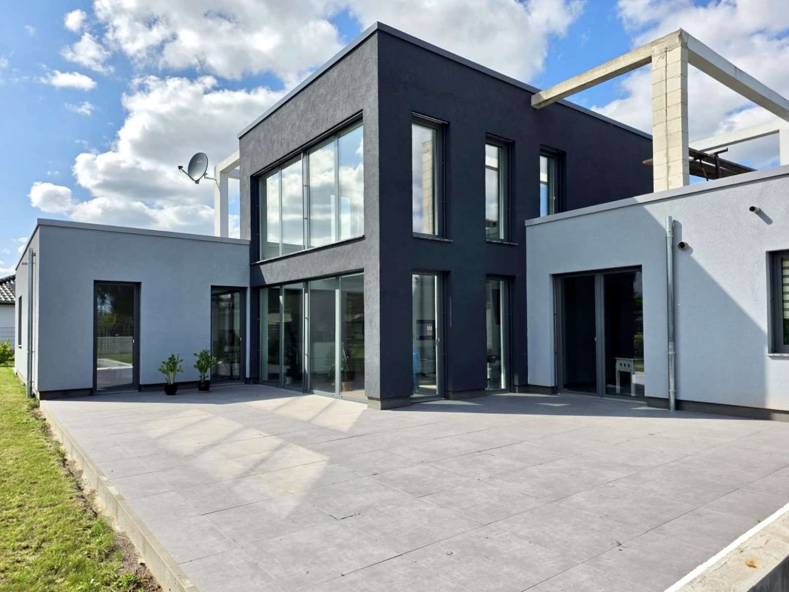 Thumbnail-Haus zum Kaufen in Burg (bei Magdeburg) 845.000,00 € 280 m²