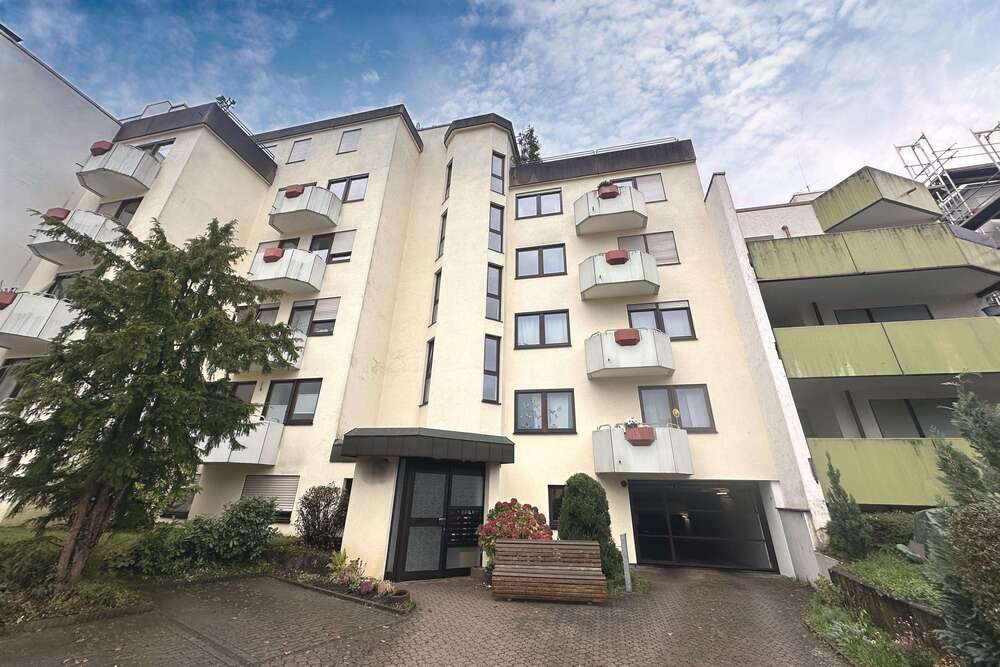 Thumbnail-Wohnung zum Kaufen in Stuttgart 430.000,00 € 97 m²