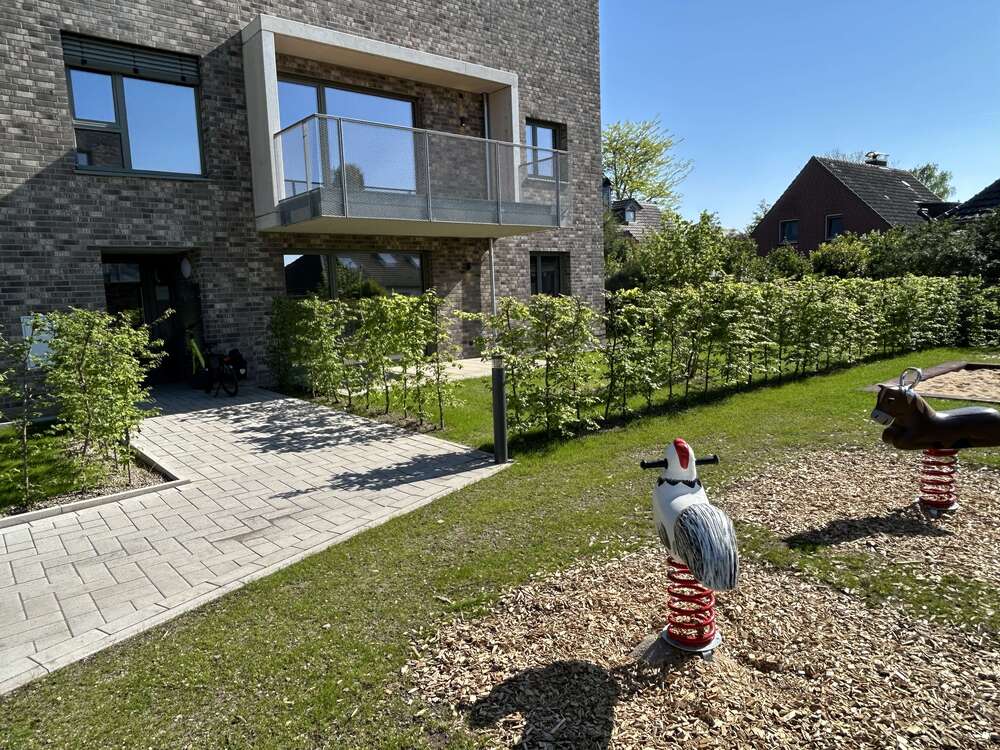 Thumbnail-Wohnung zum Kaufen in Köln - Widdersdorf 399.200,00 € 69.43 m²