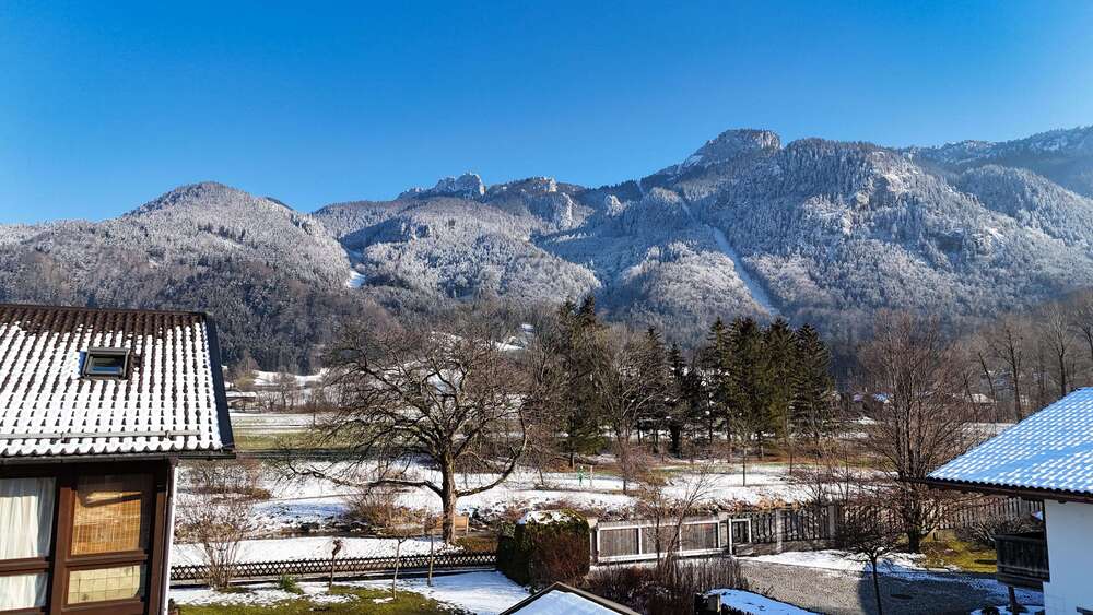 Thumbnail-Wohnung zum Kaufen in Aschau im Chiemgau 779.000,00 € 99 m²