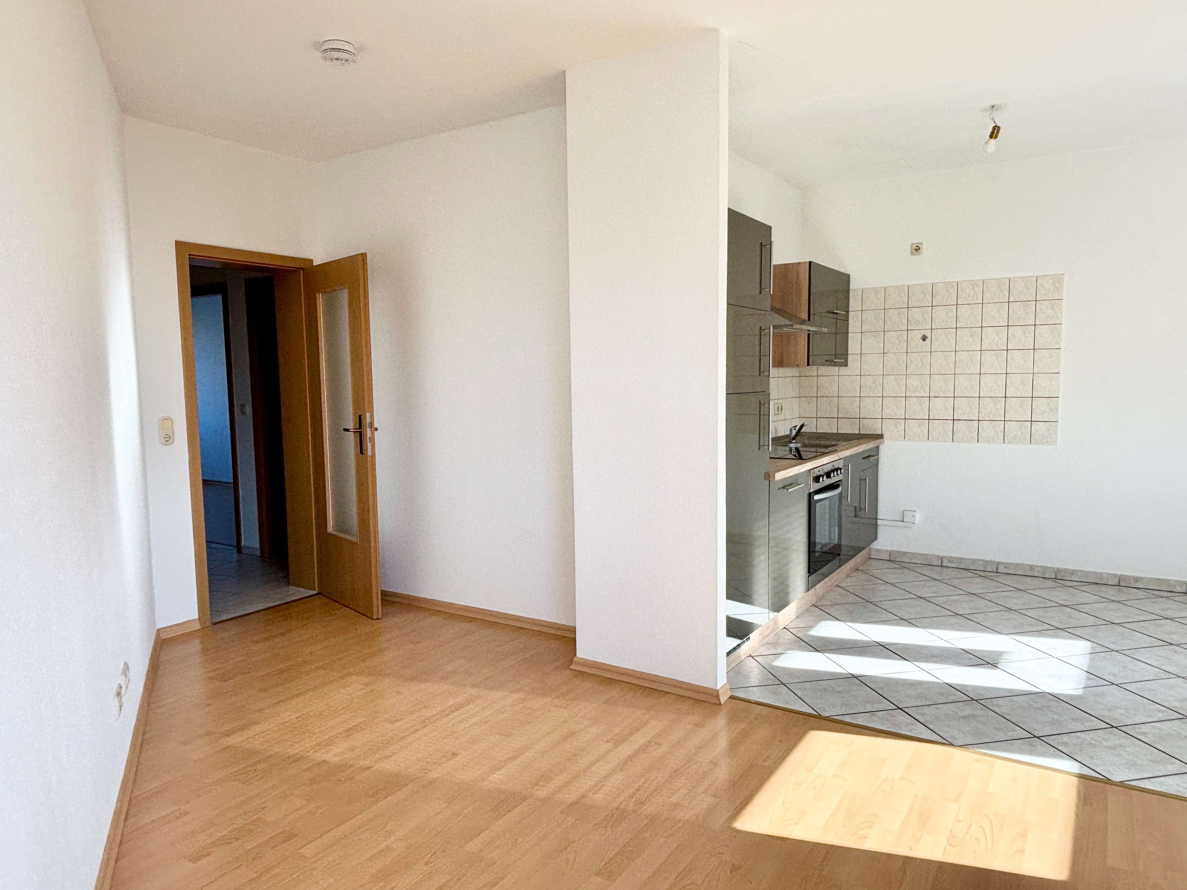 Thumbnail-Wohnung zum Mieten in Chemnitz 400,00 € 64.51 m²