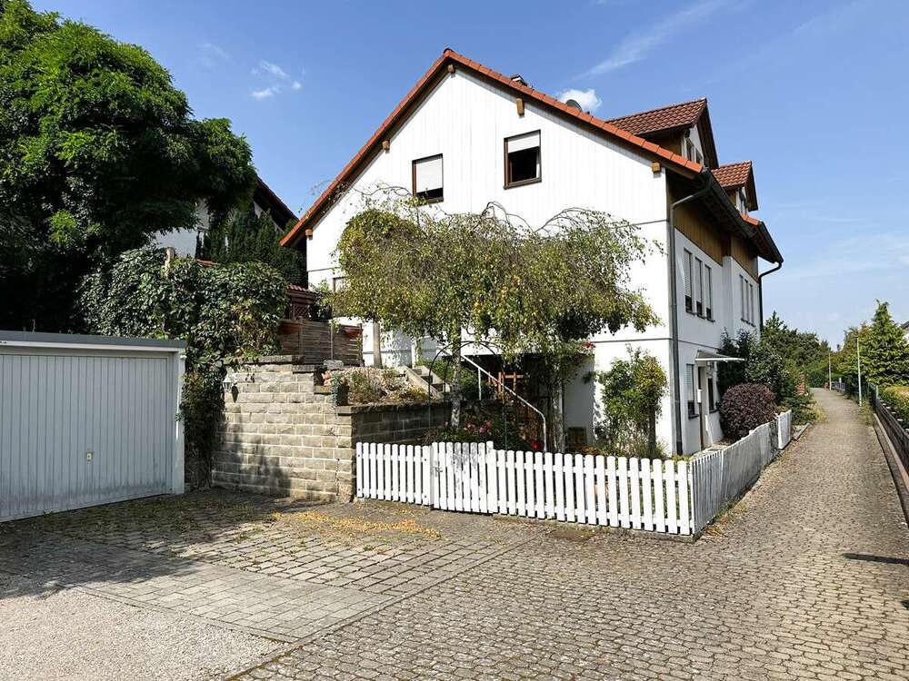 Thumbnail-Haus zum Kaufen in Giengen an der Brenz Burgberg 349.000,00 € 143.85 m²