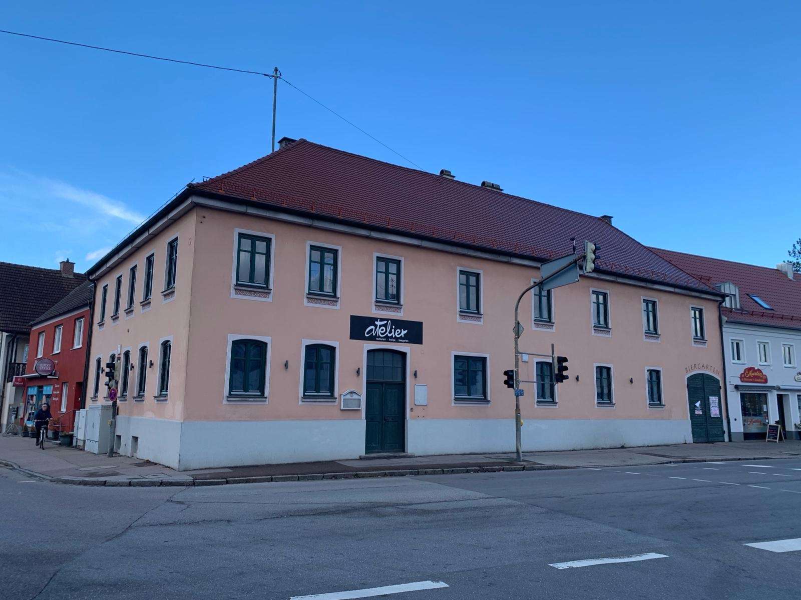 Thumbnail-Haus zum Mieten in Aichach 2.900,00 € 400 m²