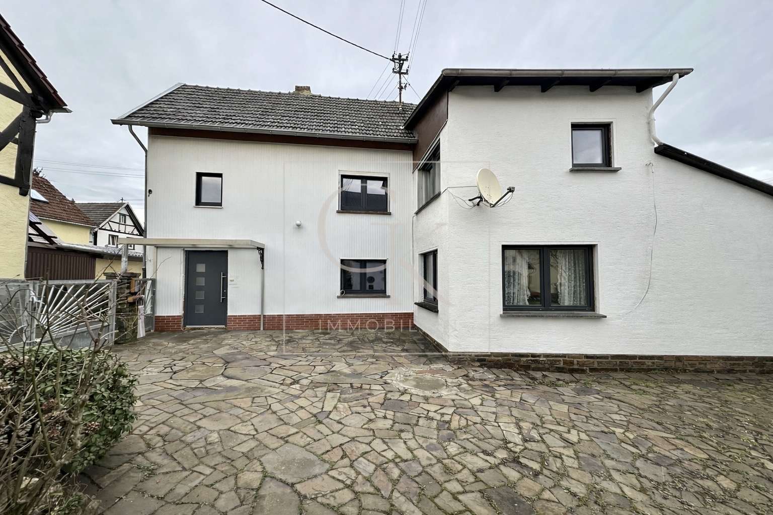 Thumbnail-Haus zum Kaufen in Oberdürenbach 150.000,00 € 108 m²