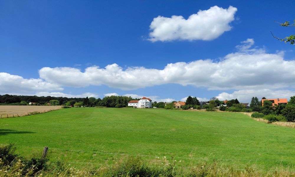 Thumbnail-Grundstück zu verkaufen in Auetal - Rolfshagen 199.000,00 € 18117 m²