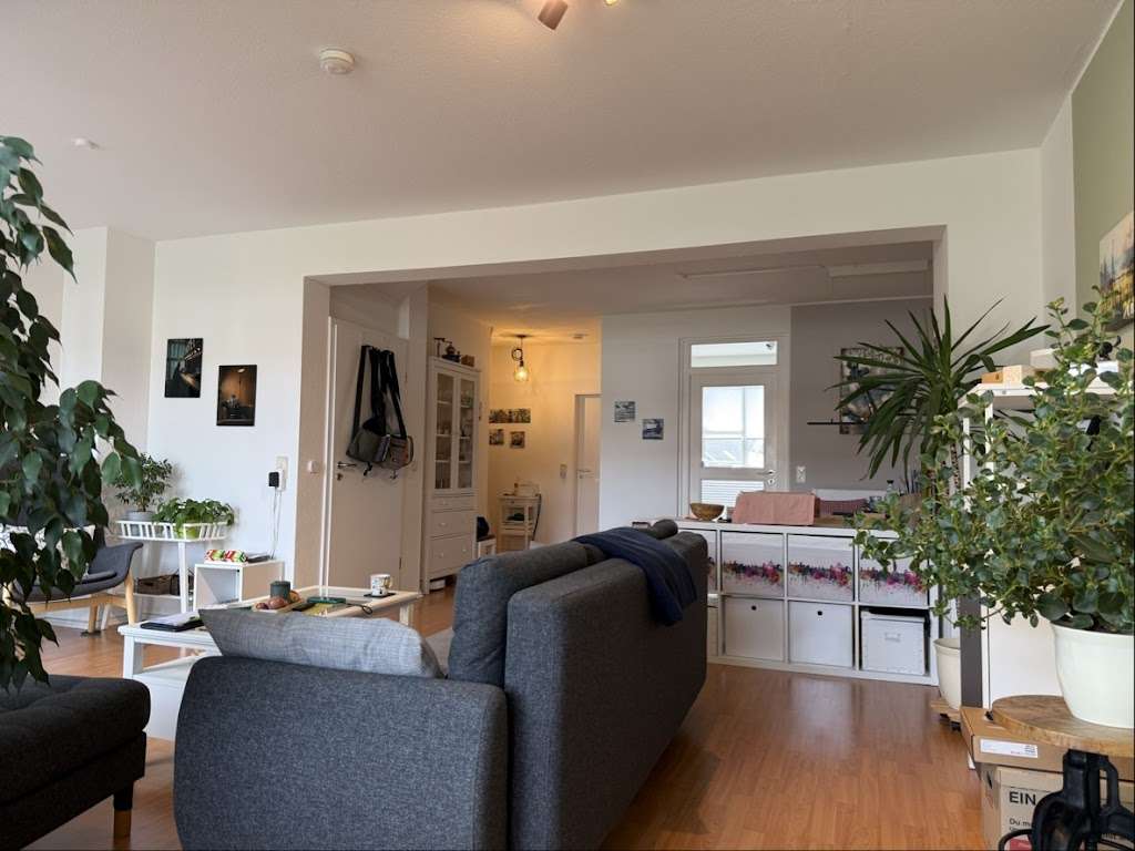 Thumbnail-Wohnung zum Mieten in Wedel 1.172,34 € 108.55 m²