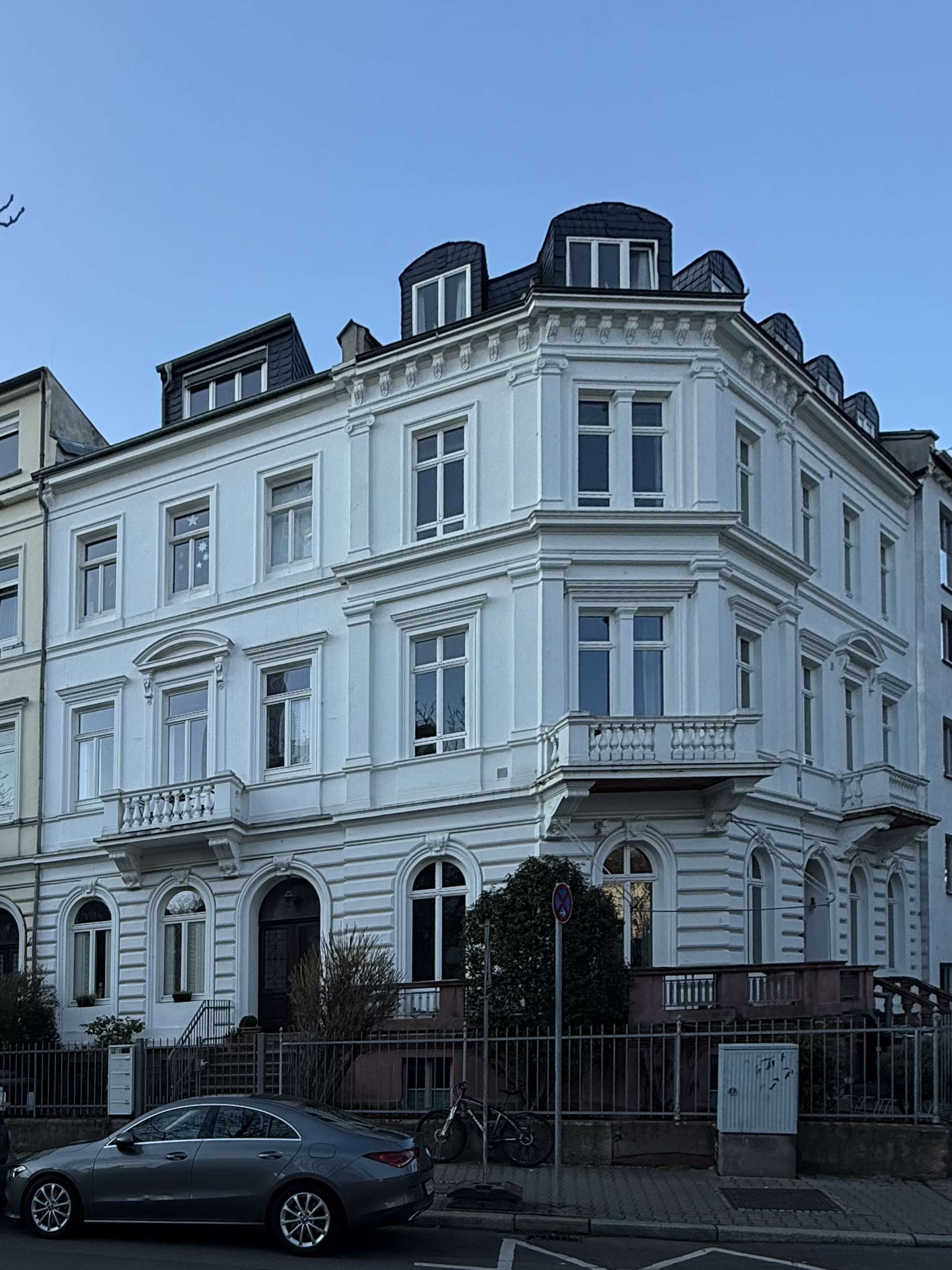 Thumbnail-Wohnung zum Mieten in Frankfurt am Main 3.000,00 € 80 m²