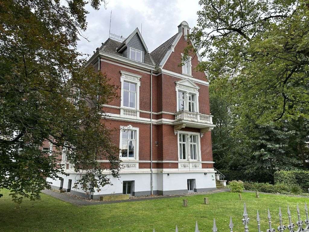 Thumbnail-Haus zum Kaufen in Stadthagen 1.295.000,00 € 492.84 m²