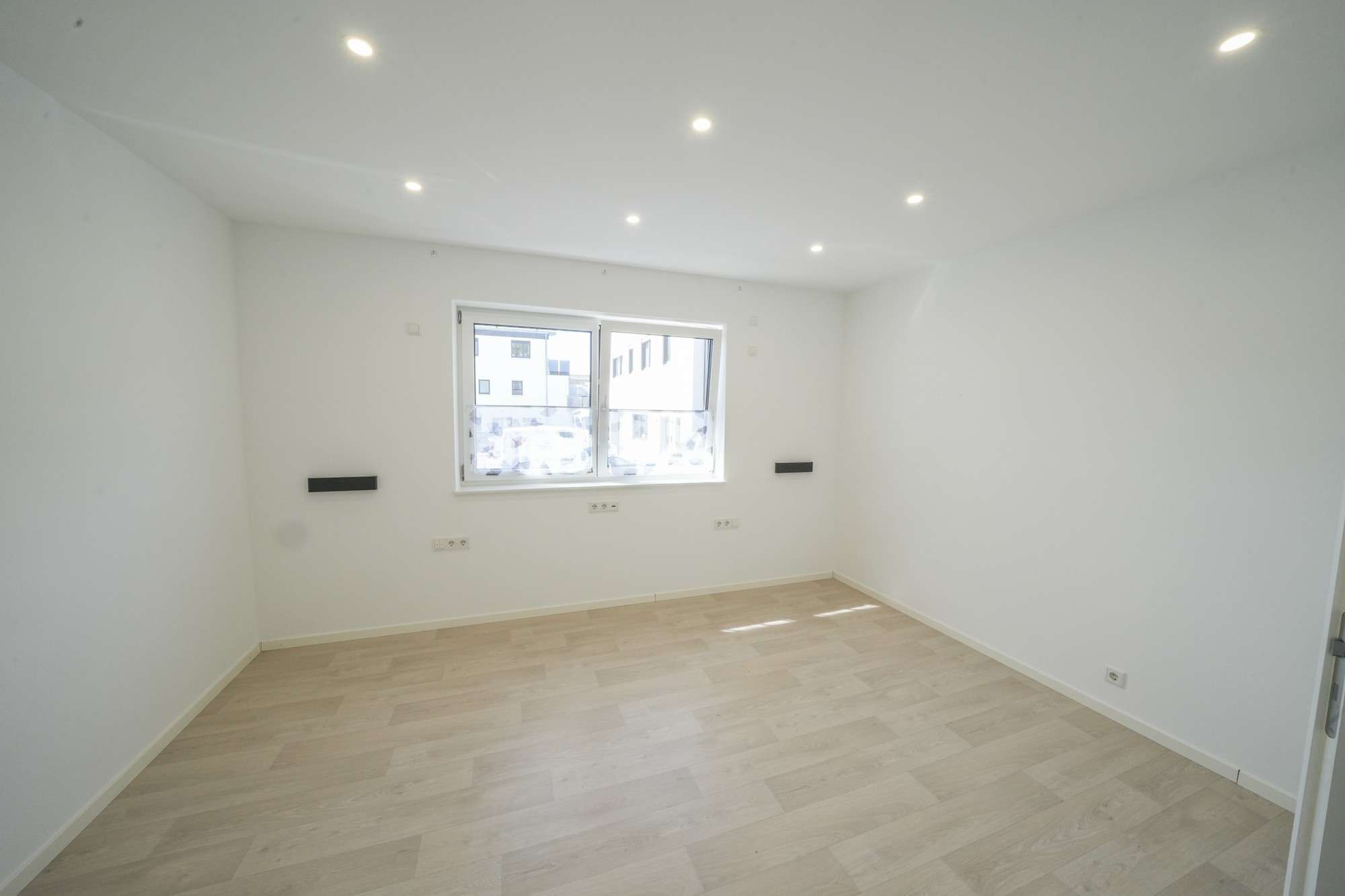 Thumbnail-Büro in Röttenbach 490,00 € 23 m²