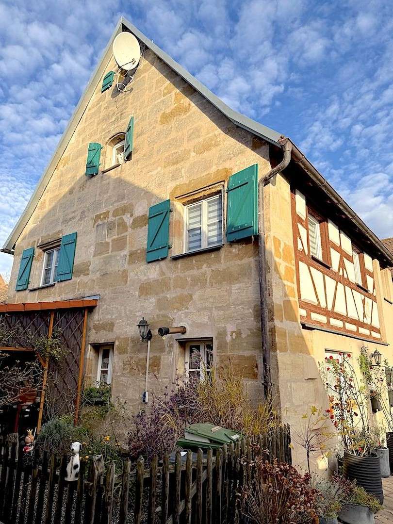 Thumbnail-Haus zum Kaufen in Lauf 435.000,00 € 180 m²