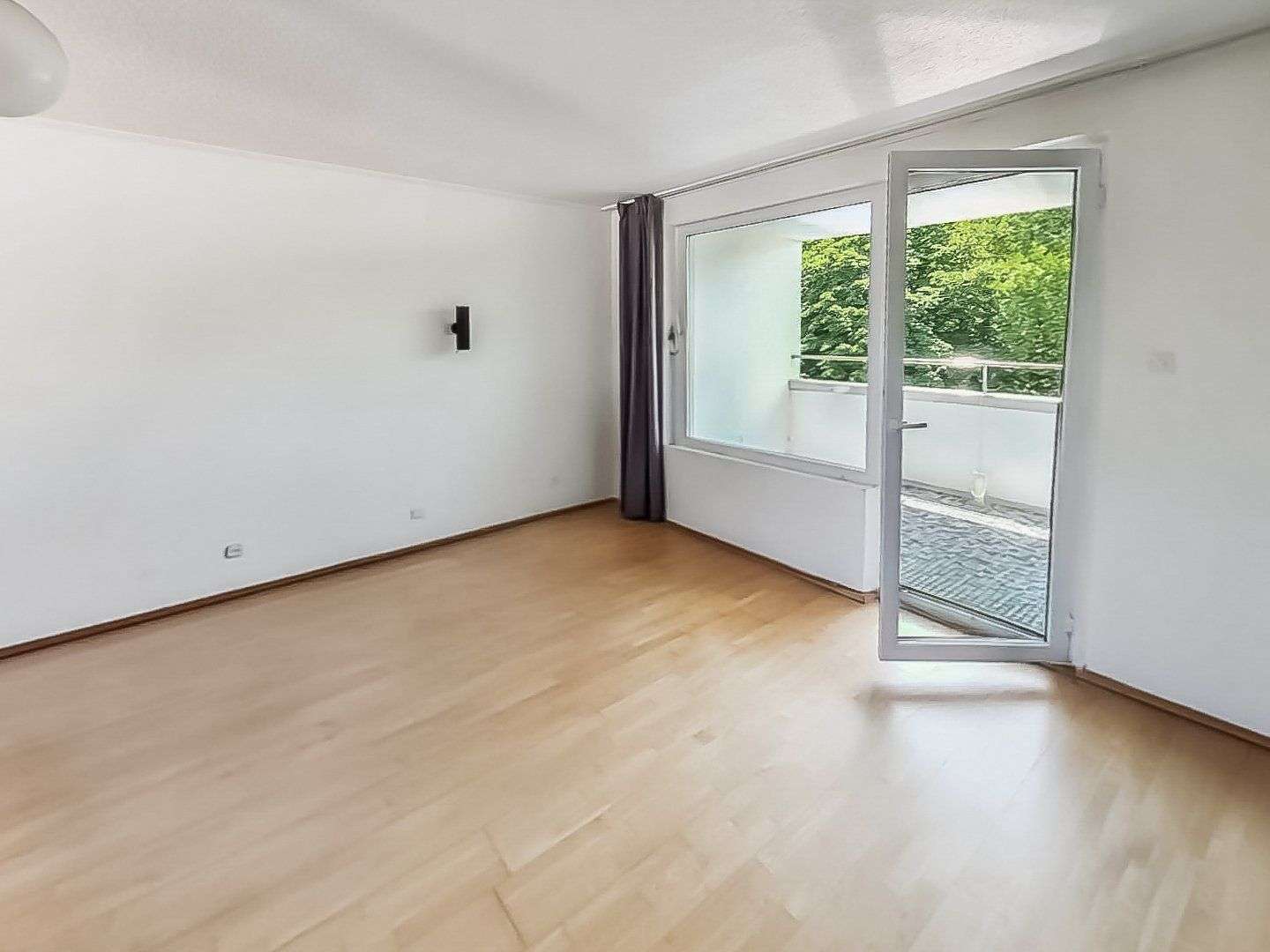 Thumbnail-Wohnung zum Kaufen in Essen 185.000,00 € 72 m²