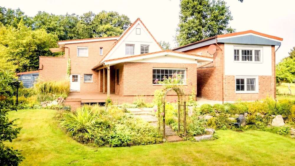Thumbnail-Haus zum Kaufen in Altenmedingen 369.000,00 € 215 m²